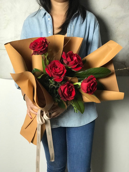 The Simplicity (bouquet of 5 Special Roses)